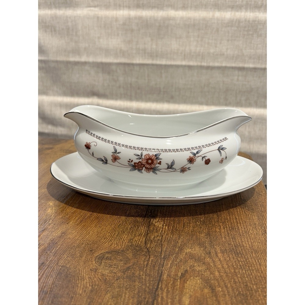 Vintage Sheffield Anniversary Gravy Boat‎ & Plate Made in Japan